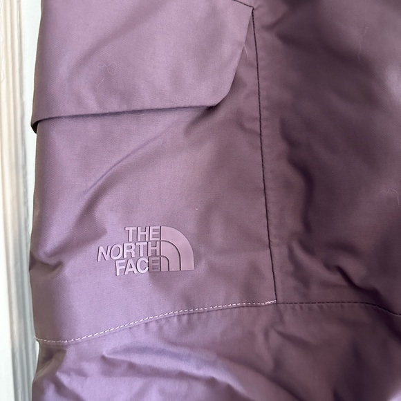 The North Face Insulated Ski/Snowboard 🎿⛷️ Pant - Women's - Picture 2 of 13